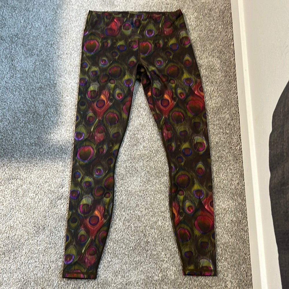 Fabletics Peacock Print XS